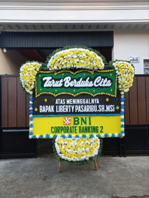 Papan Bunga Duka di Glugur Kota