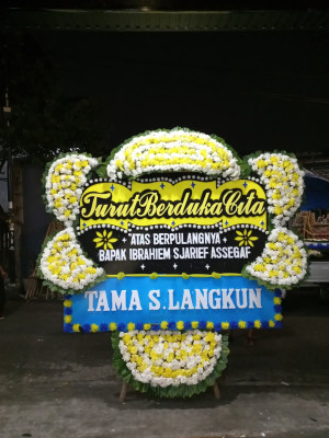 Papan Bunga Duka di Glugur Kota